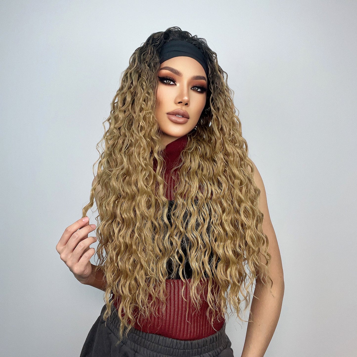 Everly Long Curly Wig With Band