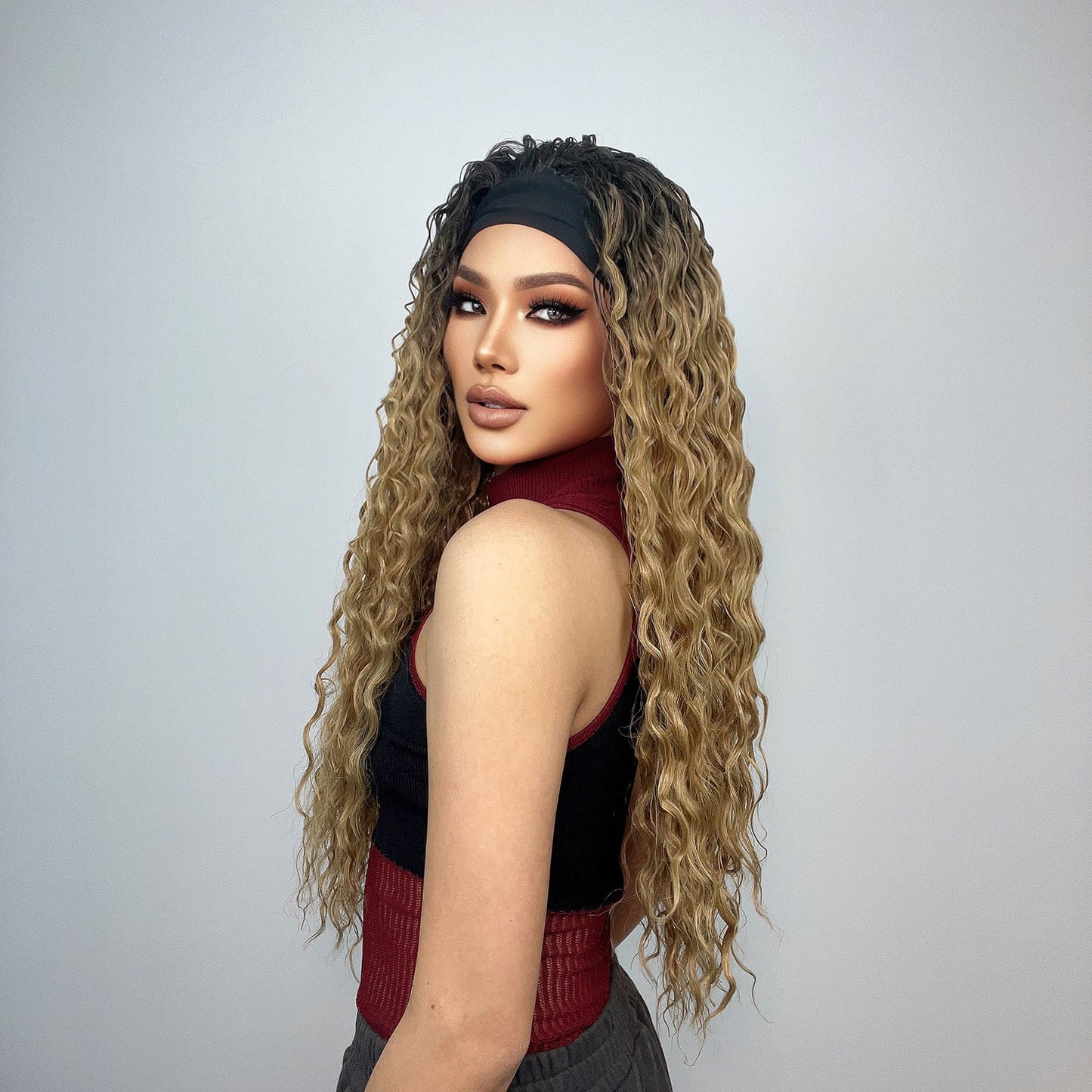 Everly Long Curly Wig With Band