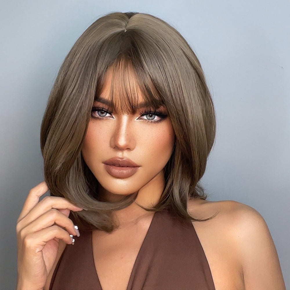 Olivia Medium Straight Wig